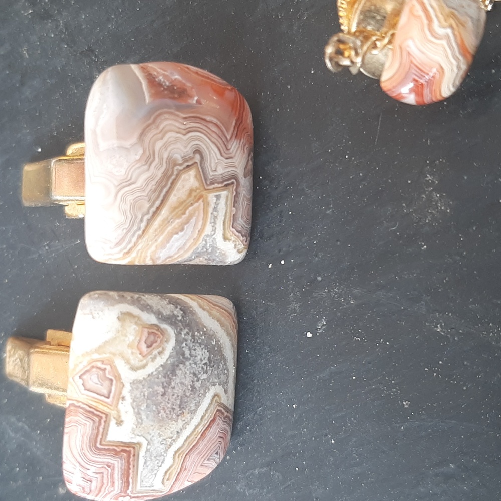Vintage Rosetta Jasper stone cuff links and tie tac